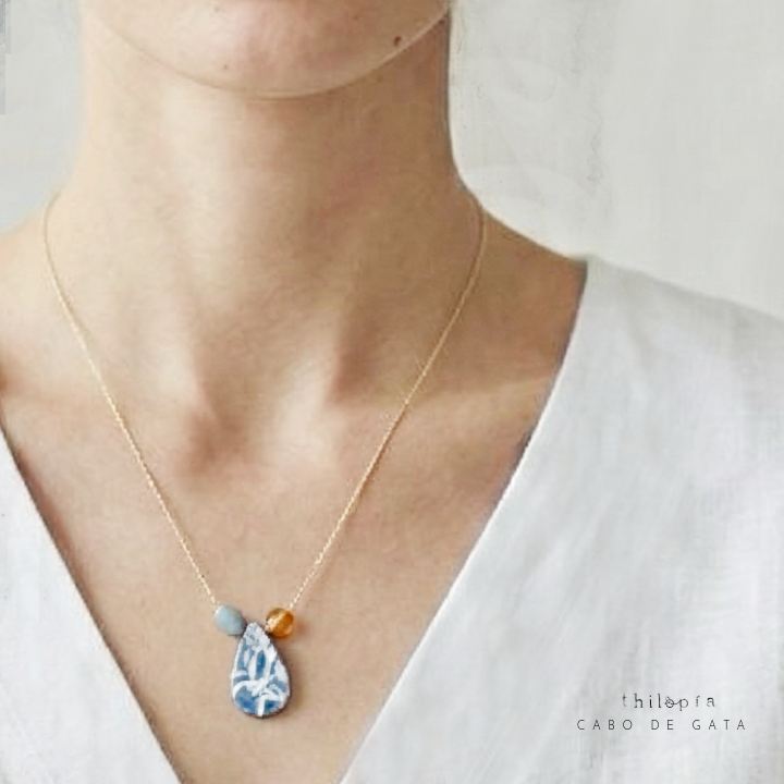 COLLAR ANA azul